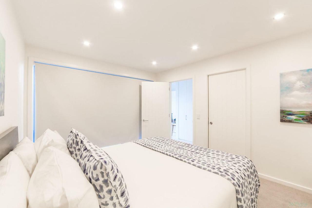 Executive Living In Bluewater - 3 Bedroom Apartment كوينستاون المظهر الخارجي الصورة