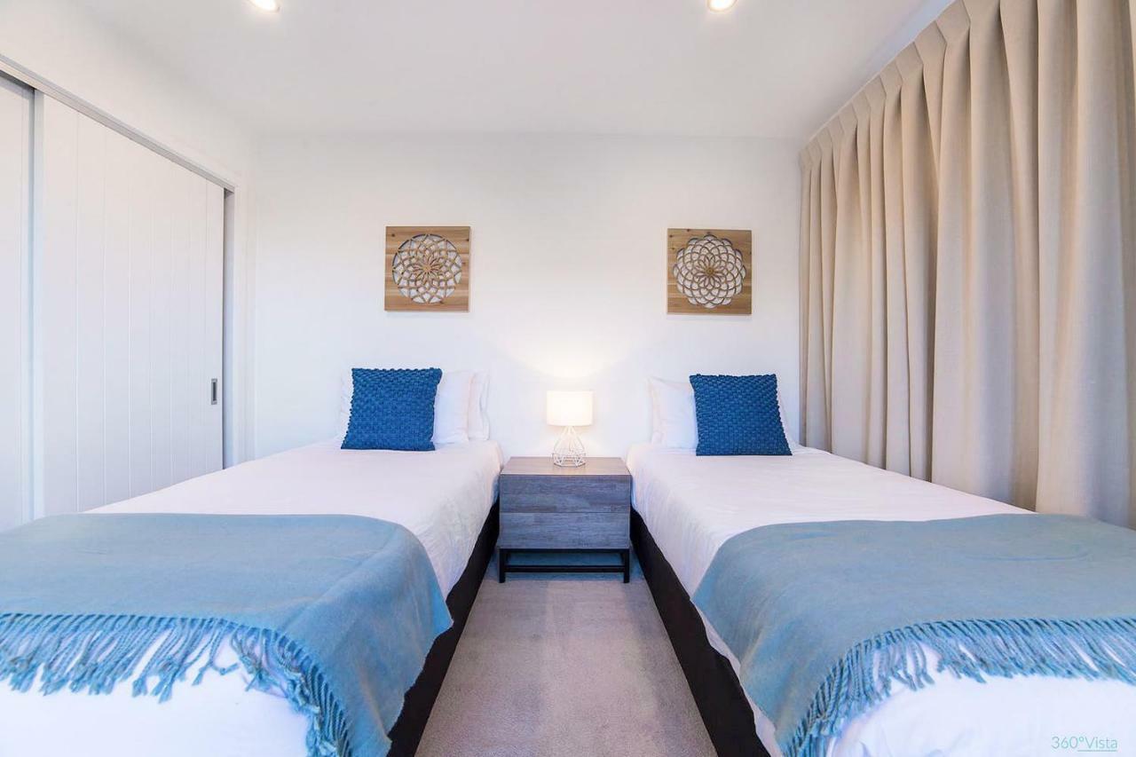 Executive Living In Bluewater - 3 Bedroom Apartment كوينستاون المظهر الخارجي الصورة