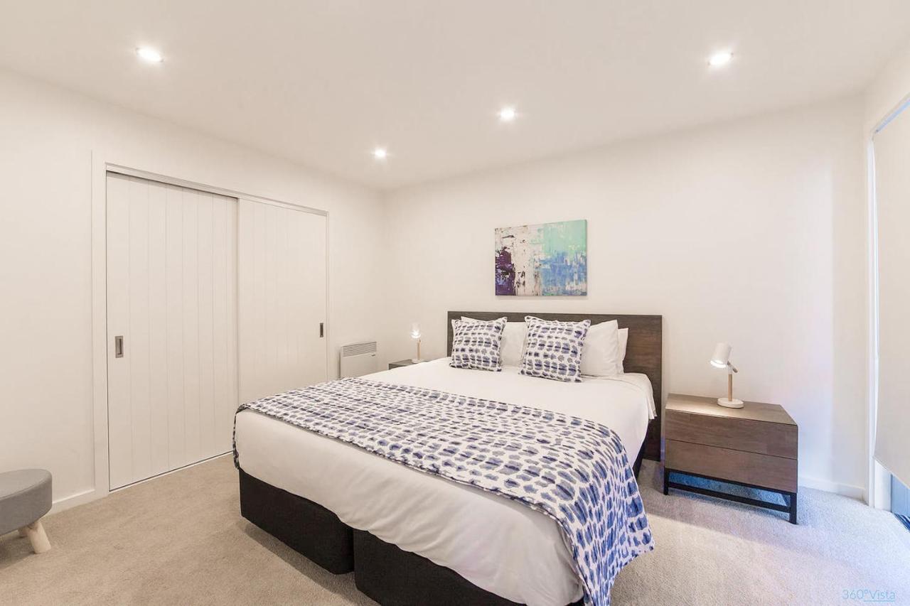 Executive Living In Bluewater - 3 Bedroom Apartment كوينستاون المظهر الخارجي الصورة